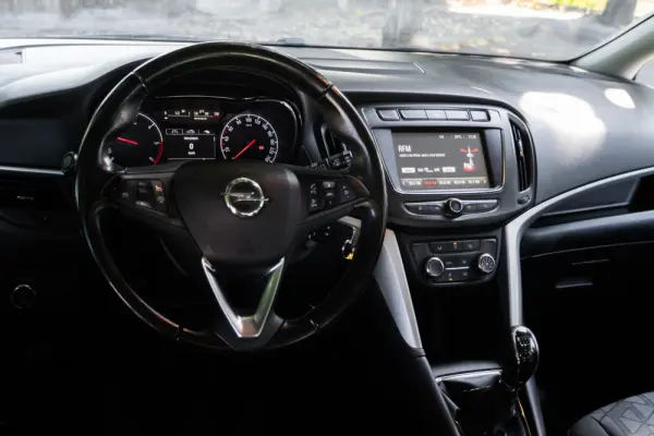 Opel Zafira 1.6 CDTi 120 Anos S/S 32