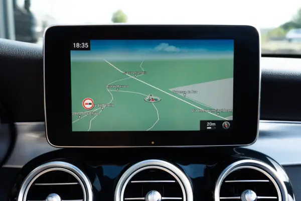 Mercedes-Benz C 220 d Cabrio 9G-Tronic AMG Line 15