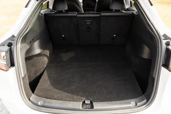 Tesla Model Y Long Range Dual Motor AWD 49