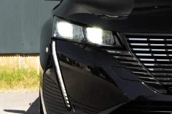 Peugeot 308 1.2 PureTech Allure 32