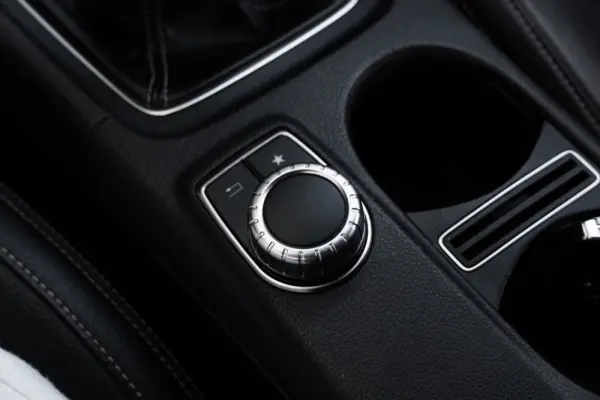 Mercedes-Benz CLA 180 d Shooting Brake AMG Line 23