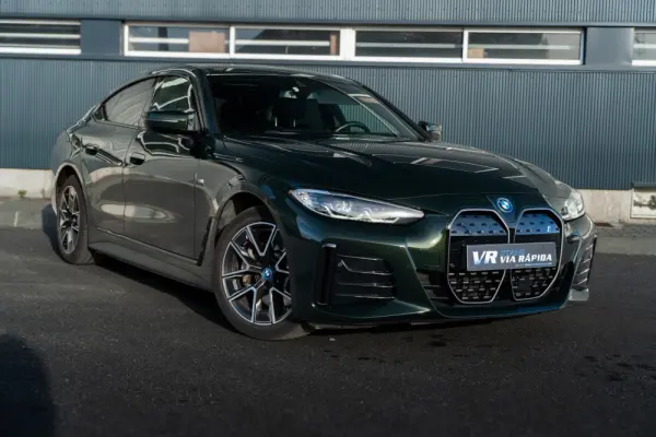 BMW i4 eDrive40 Pack Desportivo M 3