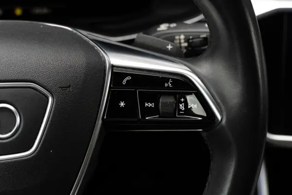 Audi A6 Avant 40 TDI S tronic 33