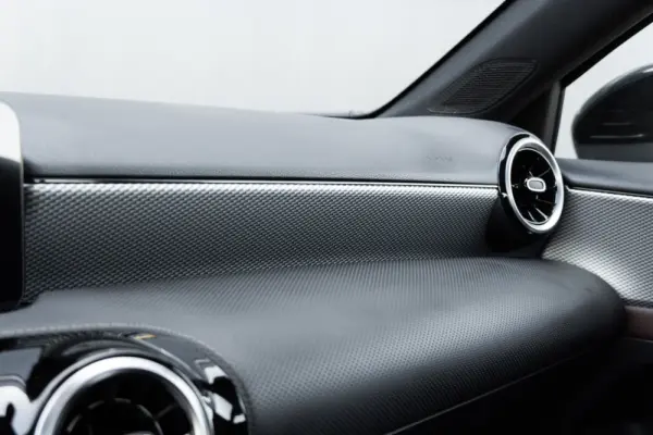 Mercedes-Benz A 180 Limousine d Progressive Aut. 46