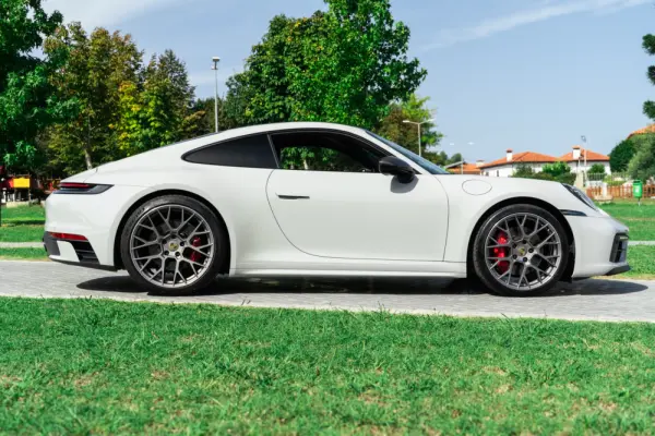 Porsche 911 (992) Carrera 4S PDK 39