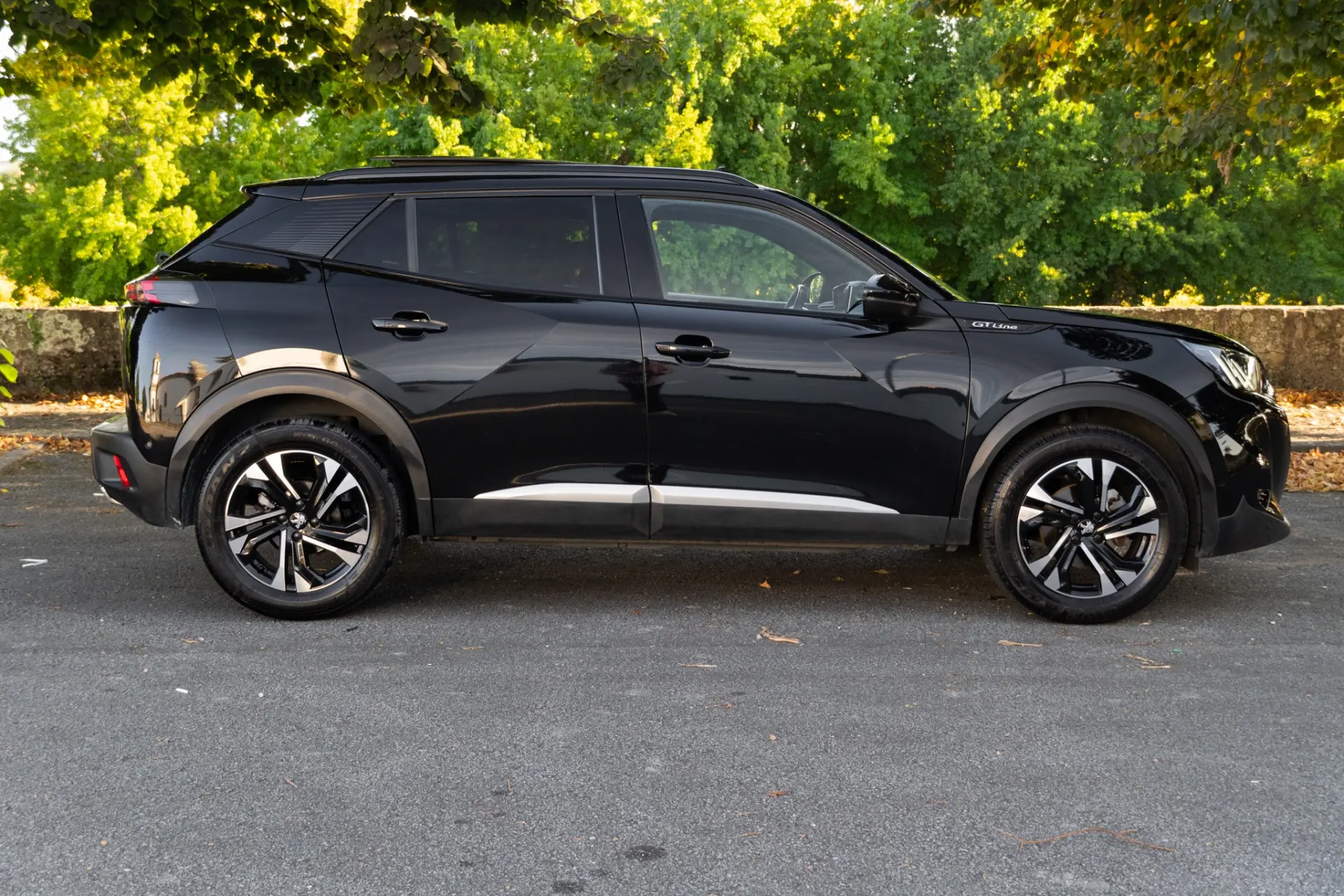 Peugeot 2008 1.2 PureTech GT 30