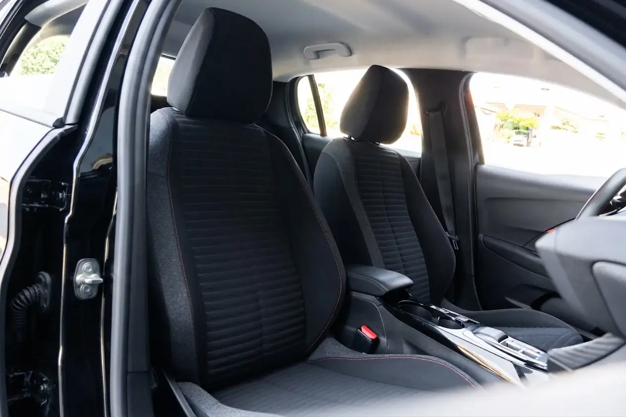 Peugeot 208 1.5 BlueHDi Allure 18
