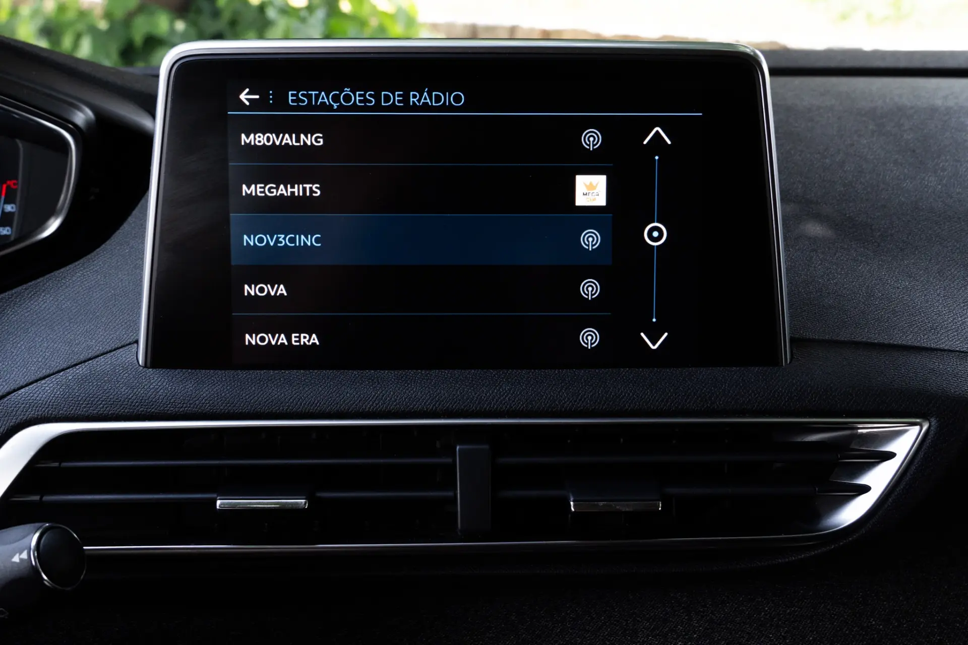Peugeot 5008 1.5 BlueHDi Allure 17