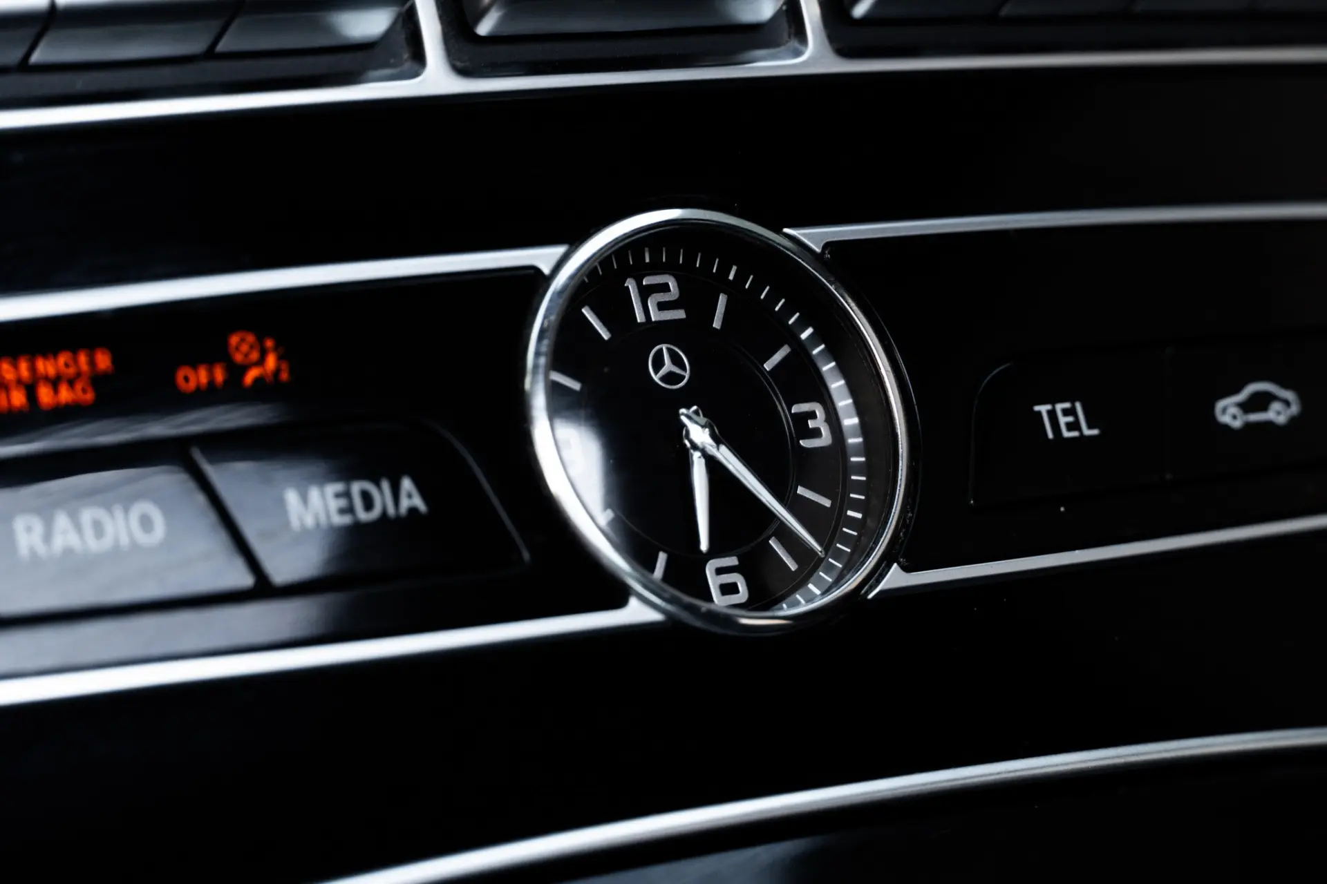 Mercedes-Benz E 220 d Avantgarde 24