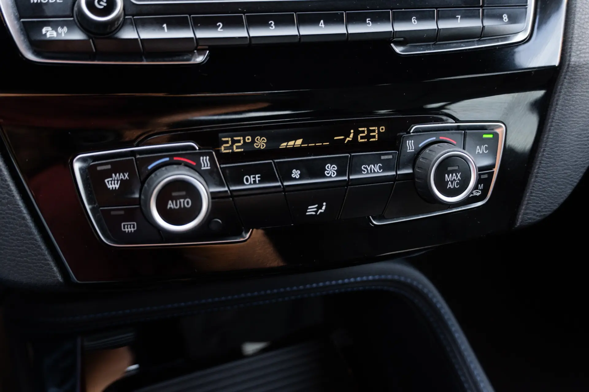 BMW X1 16 d sDrive Auto Pack M 23