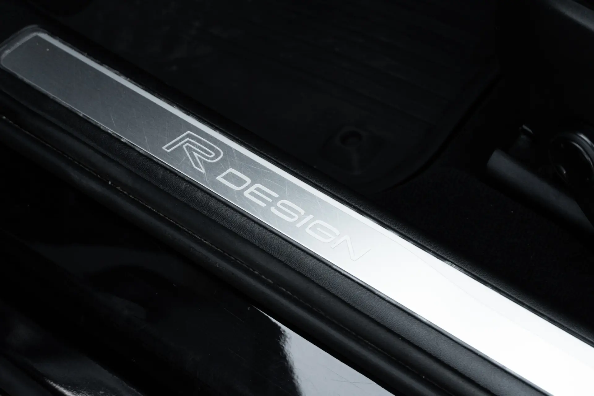 Volvo V90 2.0 D4 R-Design Geartronic 48