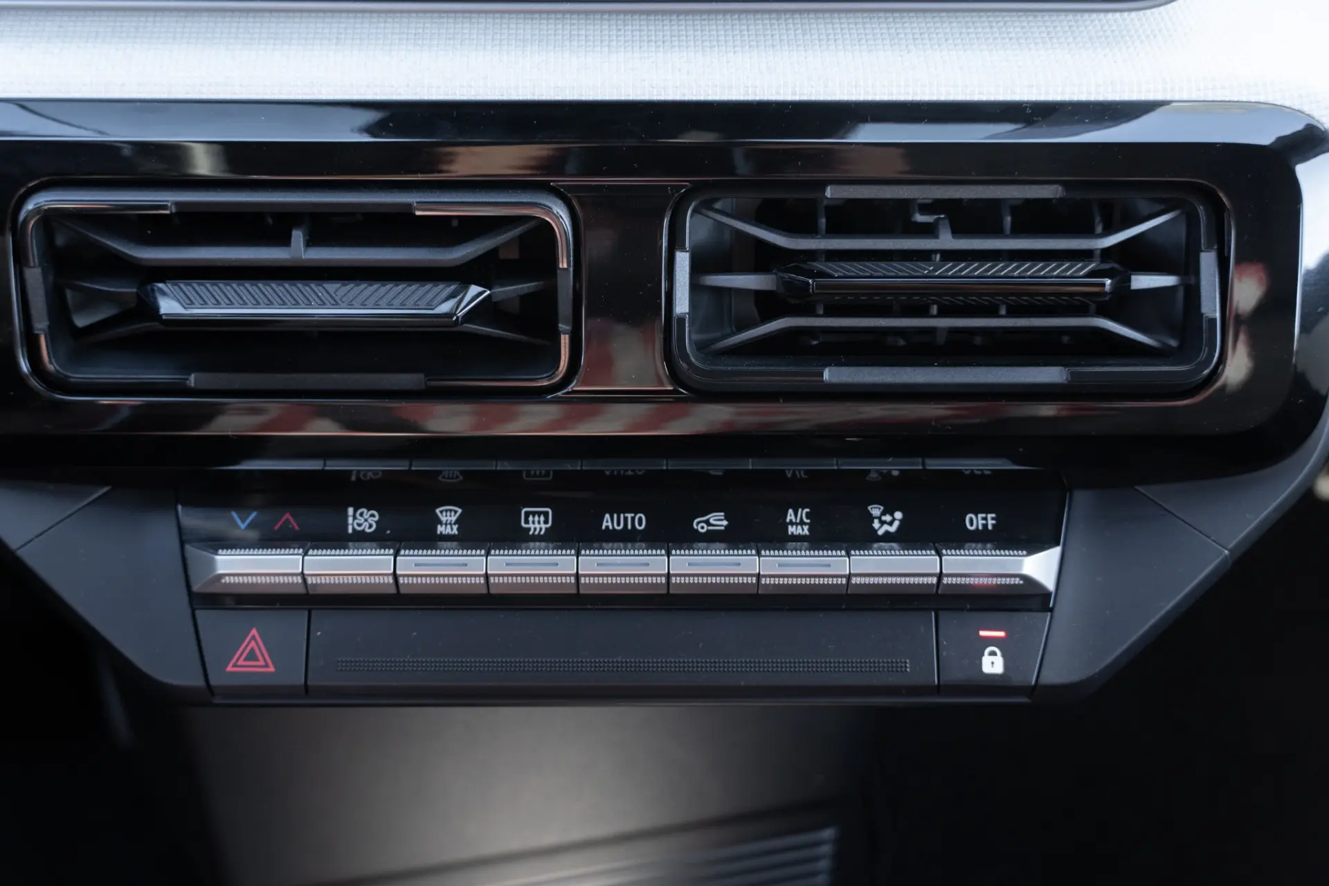 Renault 5 E-Tech 40 kWh Evolution Autonomia Urbana 17