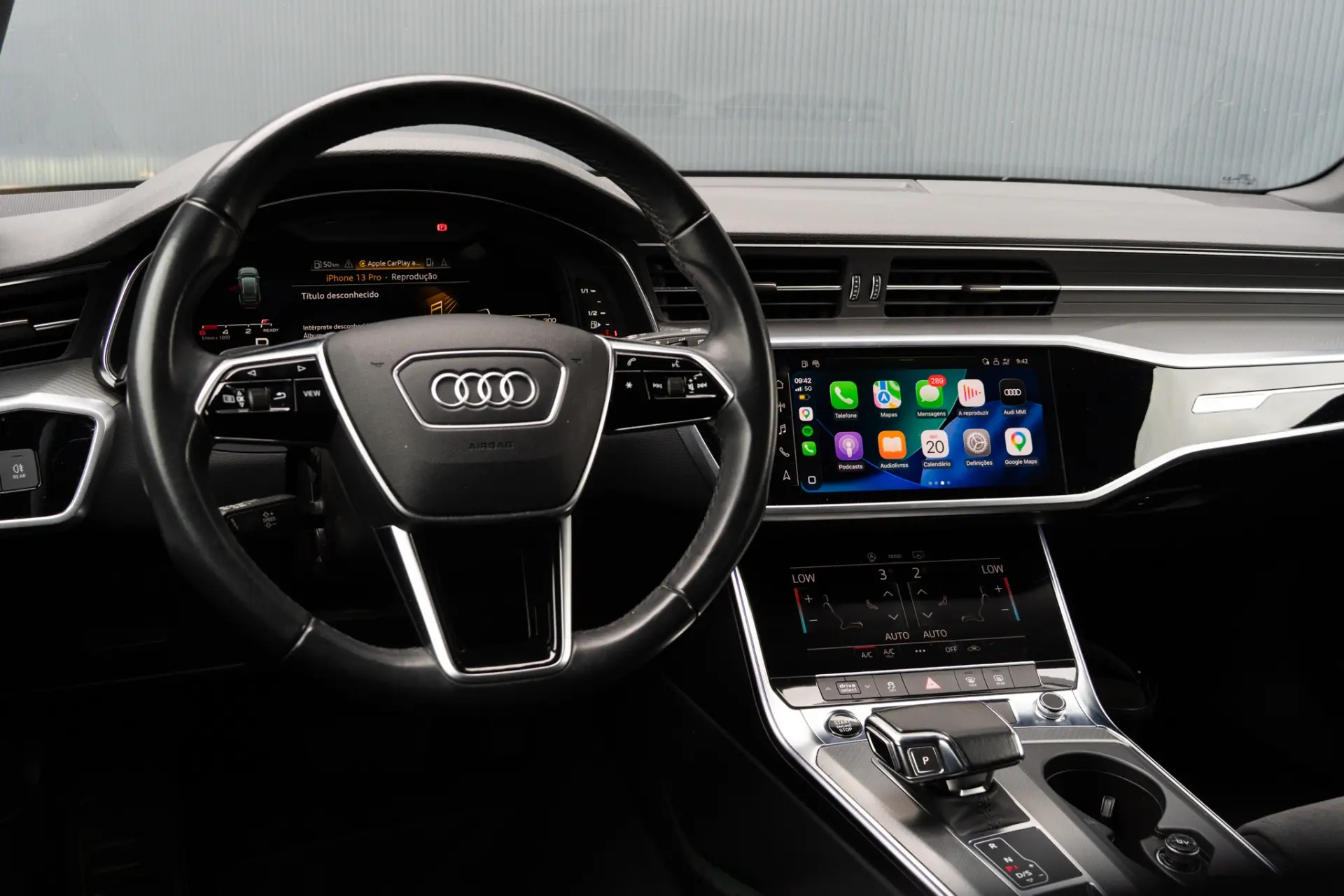 Audi A6 Avant 40 TDI S tronic 11