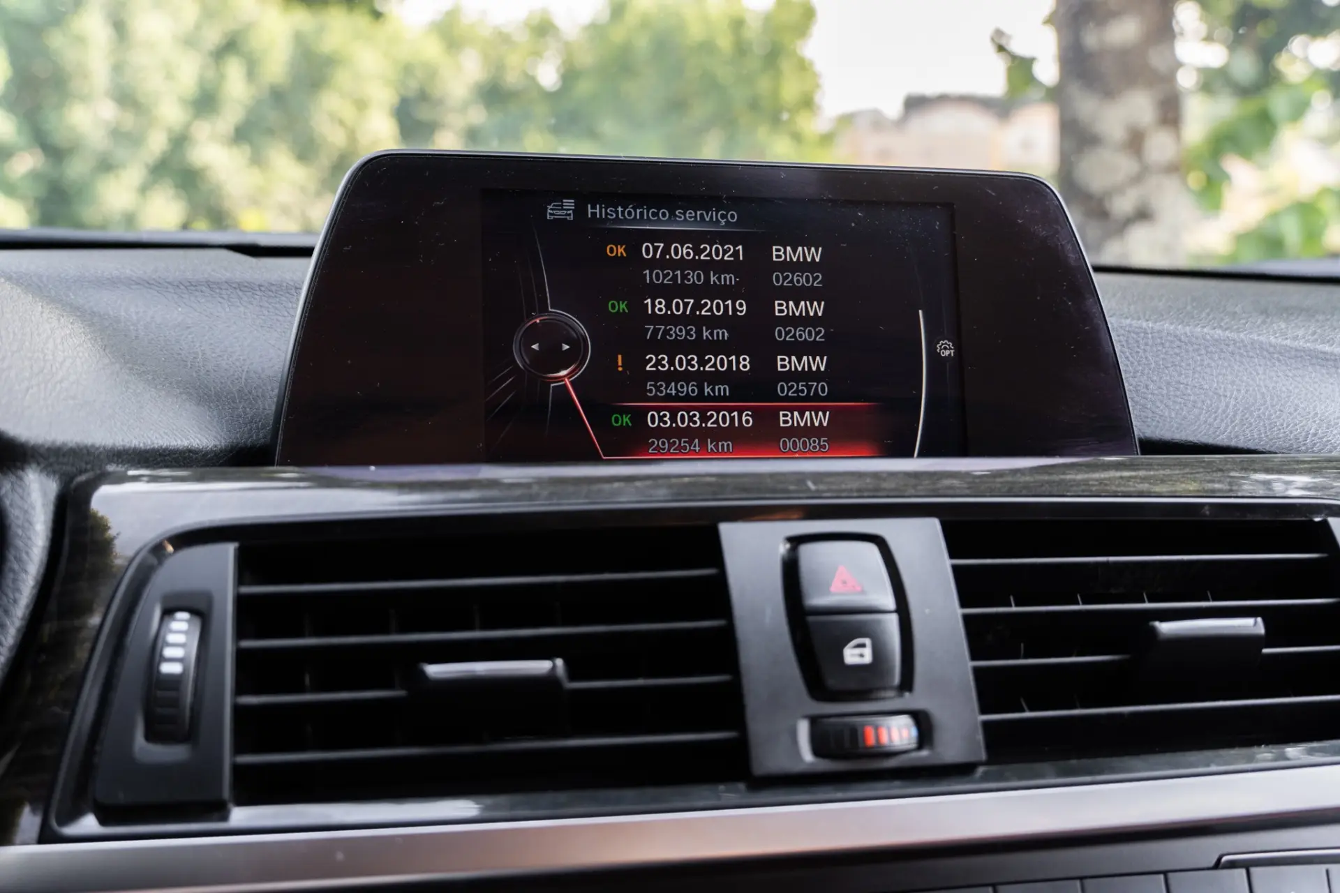 BMW 320 d xDrive Line Luxury 16