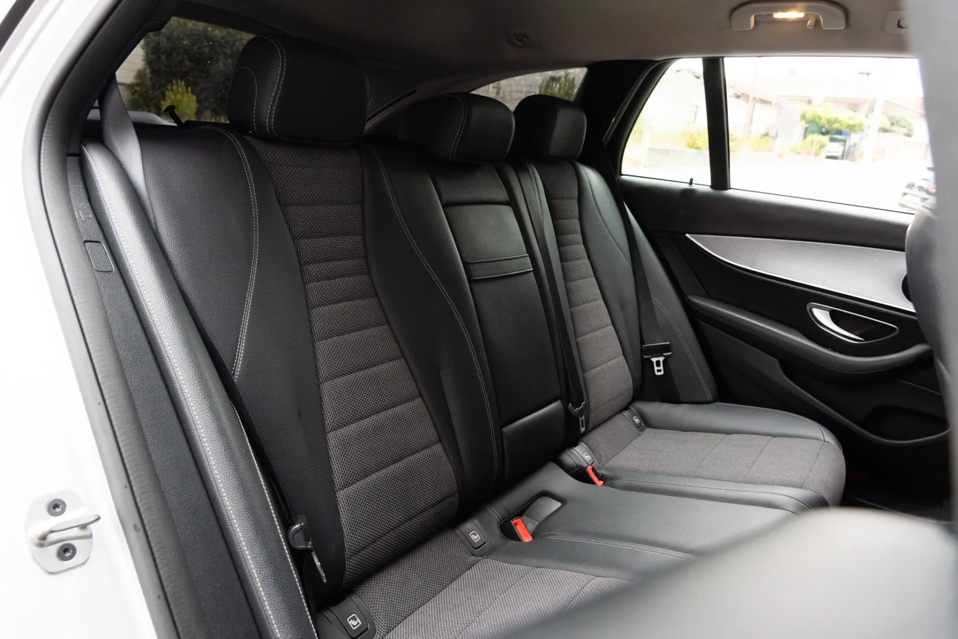 Mercedes-Benz E 220 D Avantgarde 41