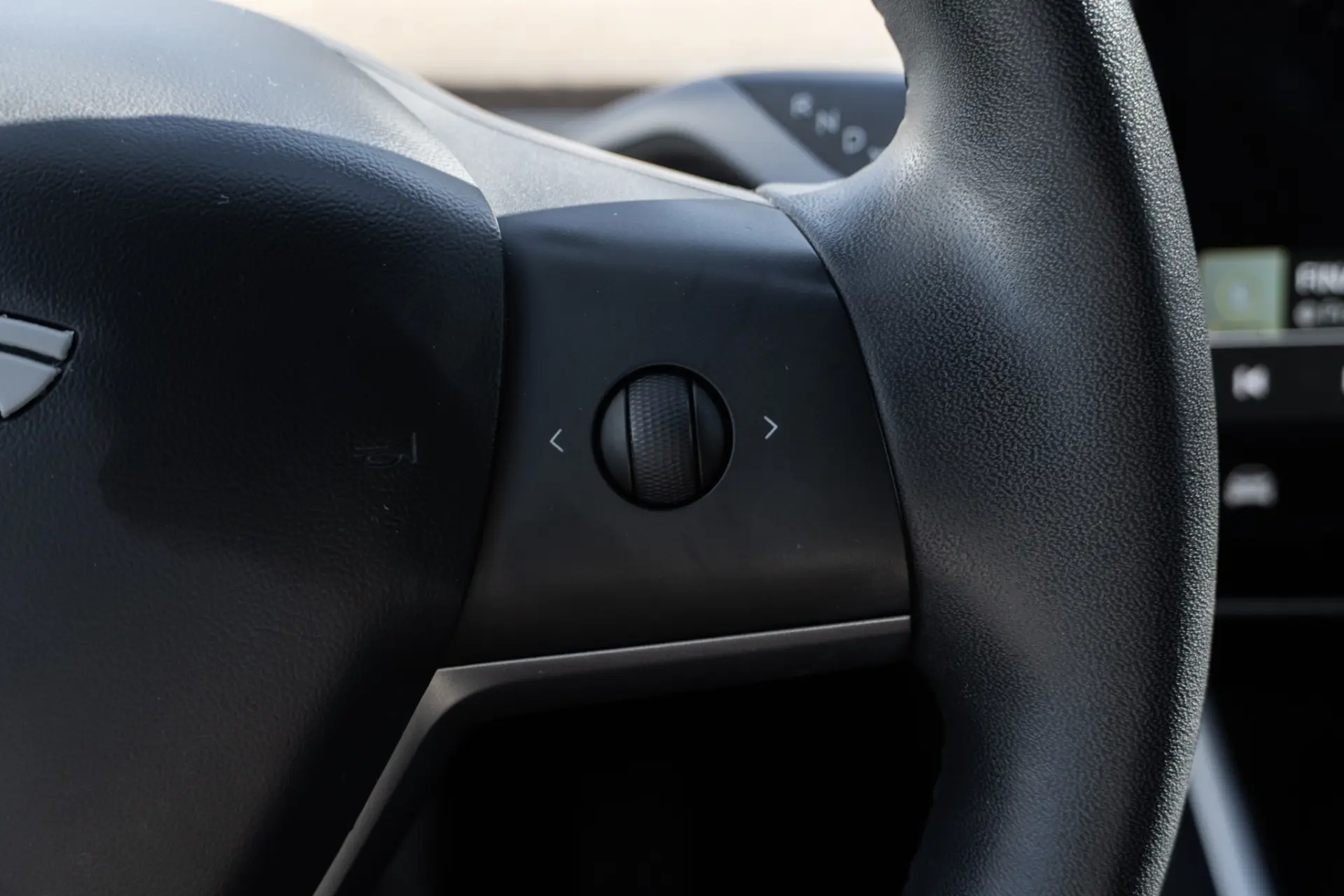 Tesla Model 3 Standard Range Plus RWD 39