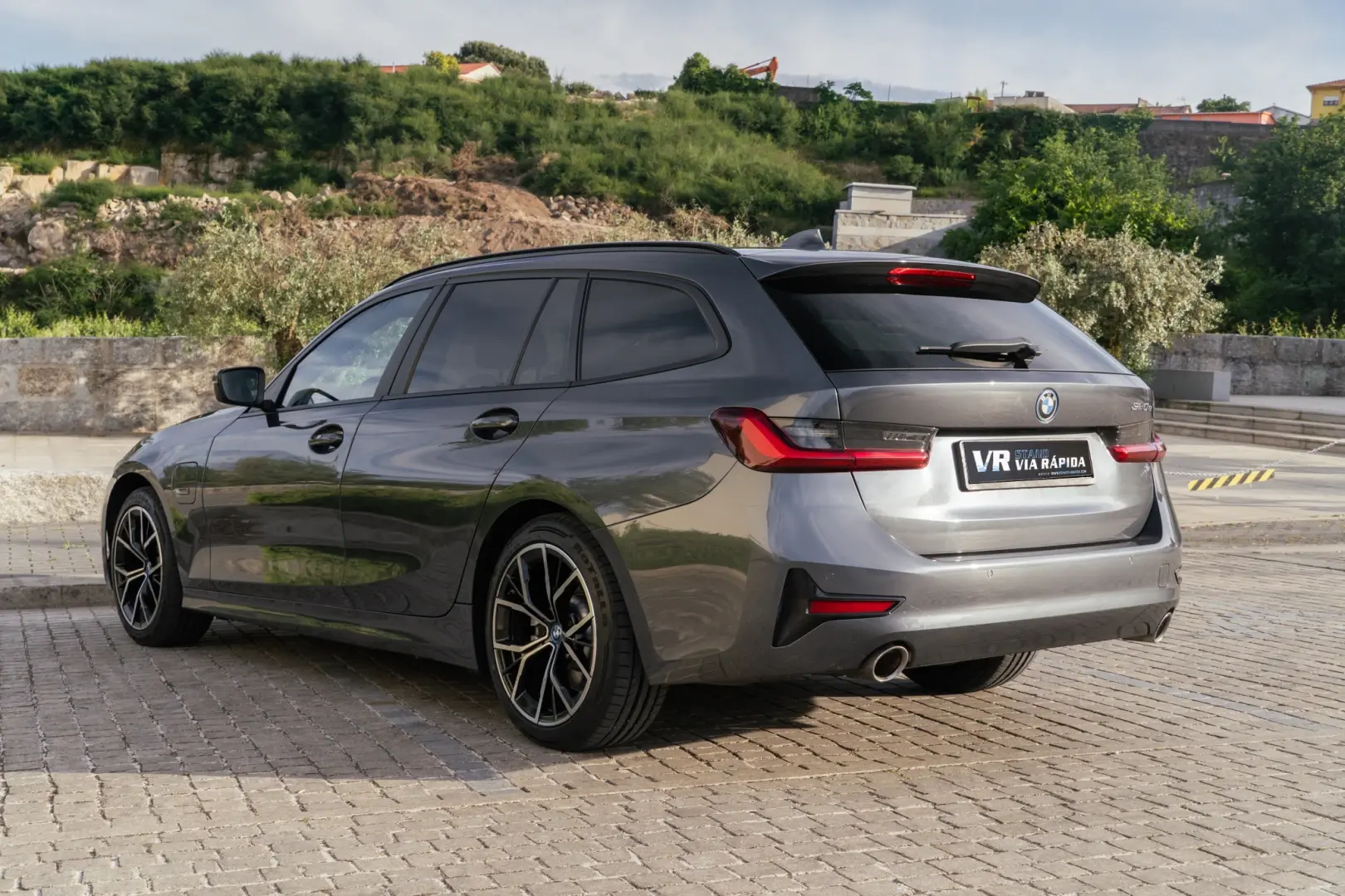 BMW 320 6