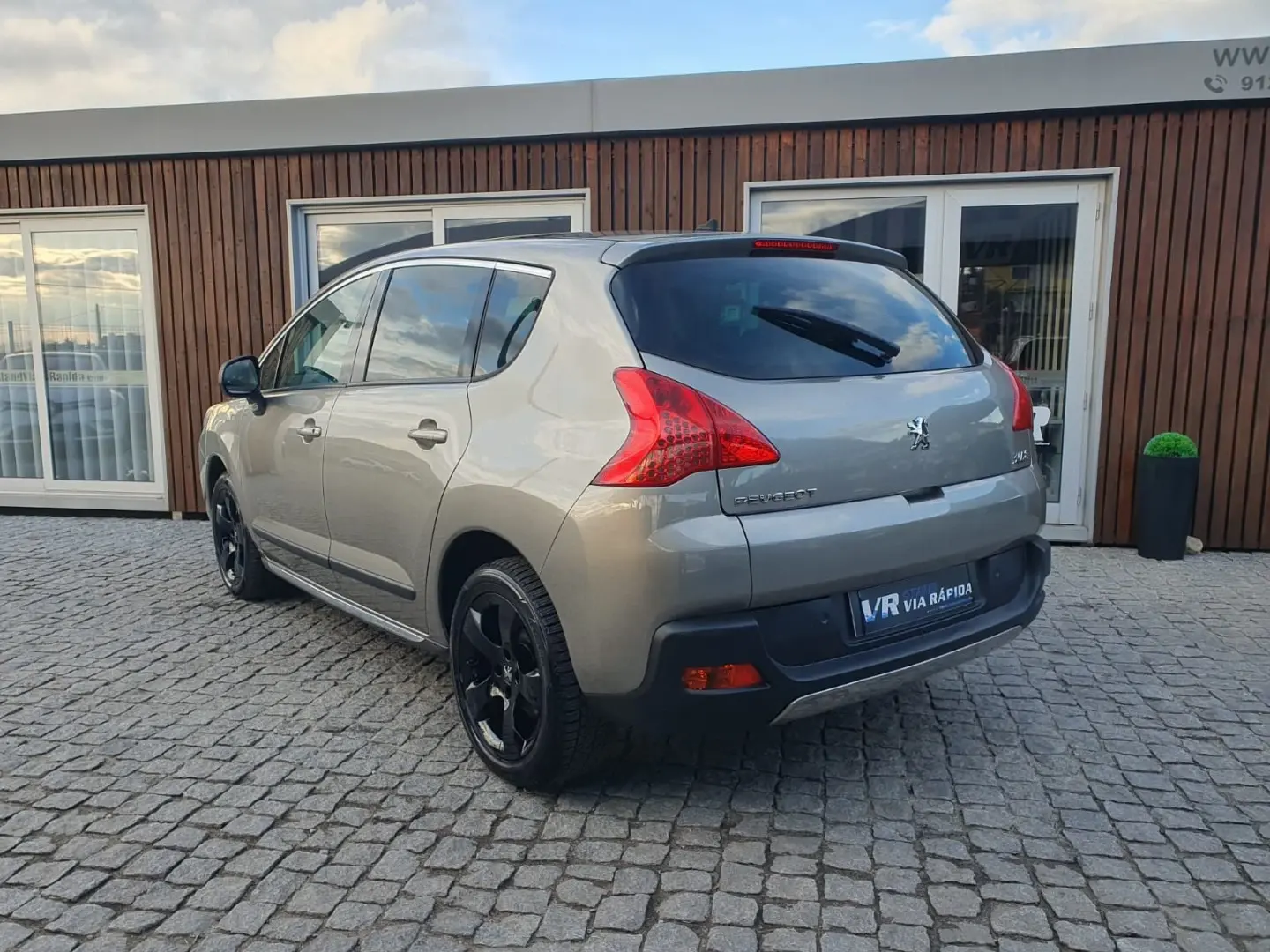Peugeot 3008 1.6 HDi Sport 6