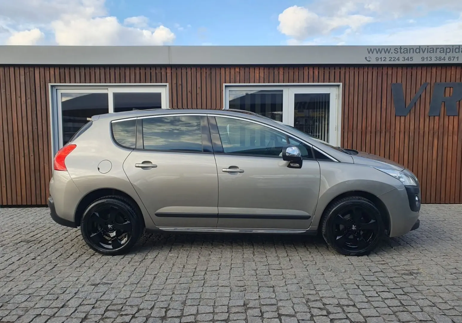 Peugeot 3008 1.6 HDi Sport 22
