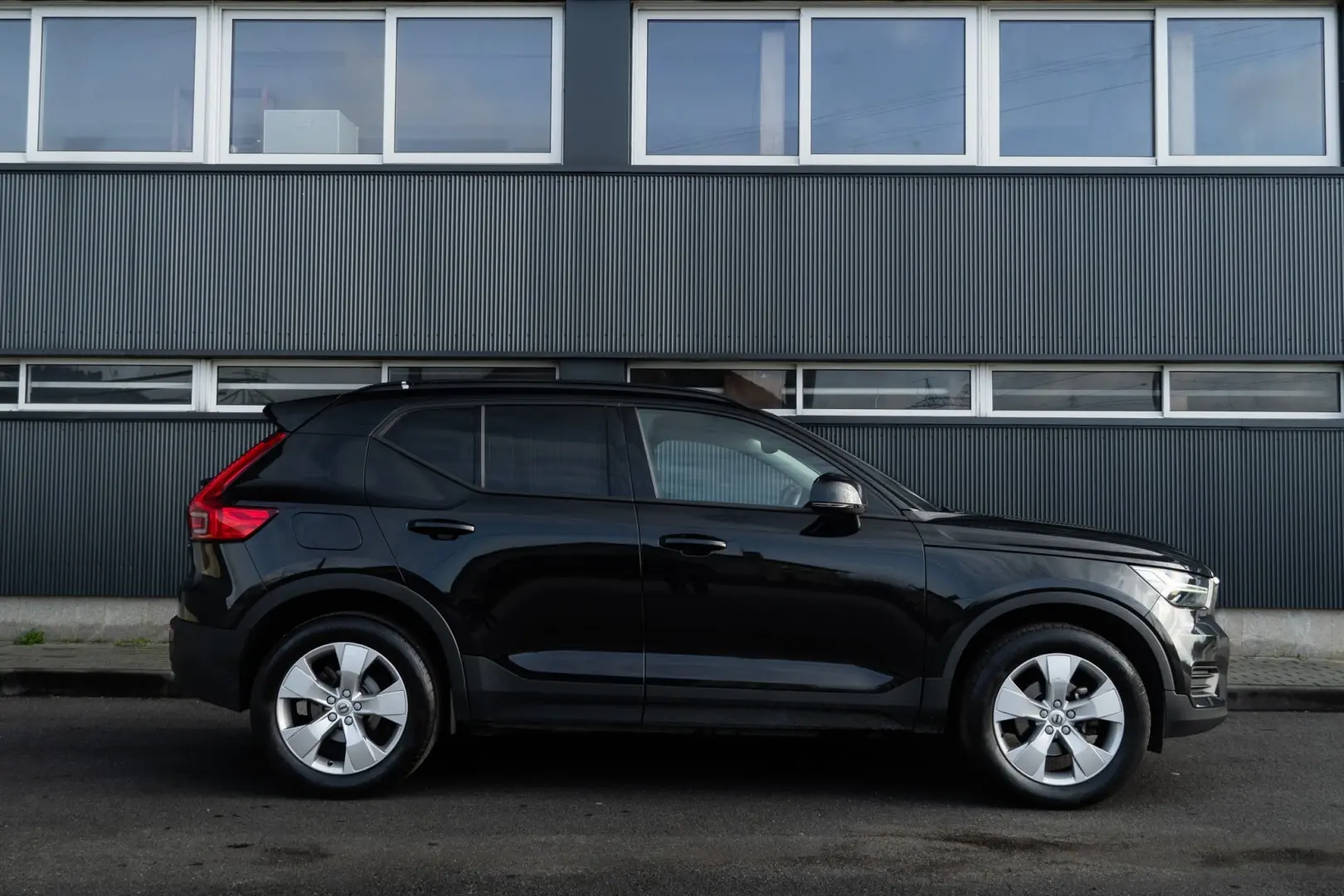 Volvo XC 40 1.5 T3 Tech Edition 18