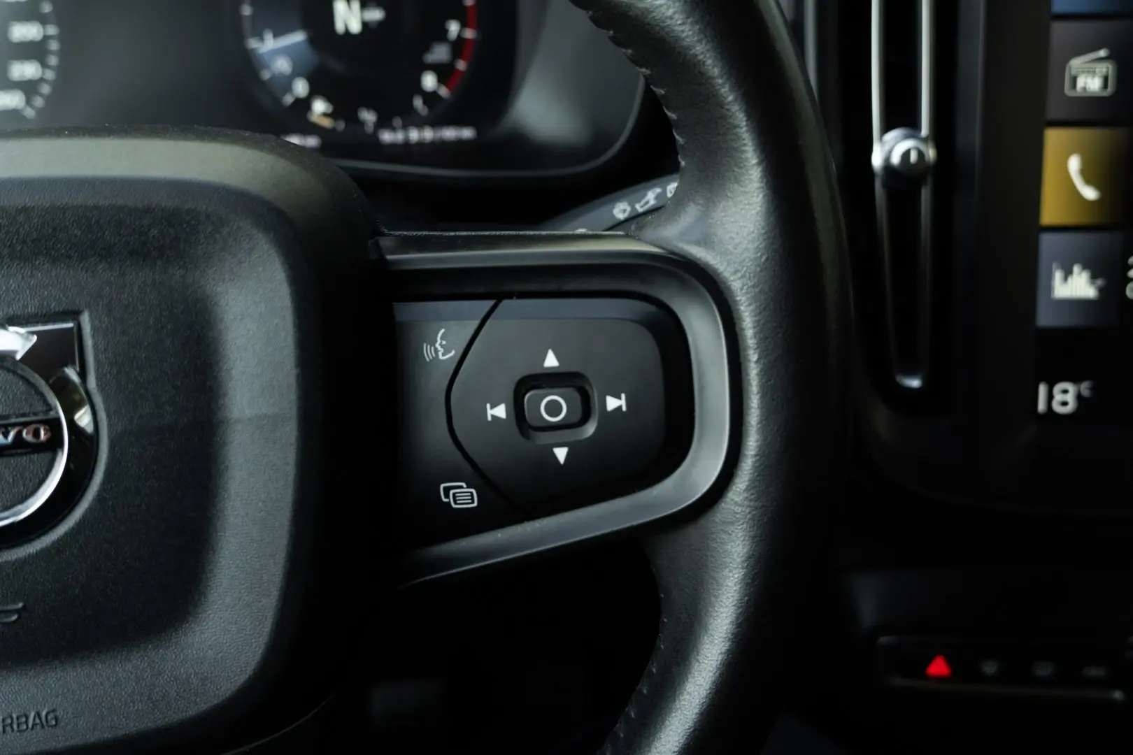 Volvo XC 40 1.5 T3 Tech Edition 33