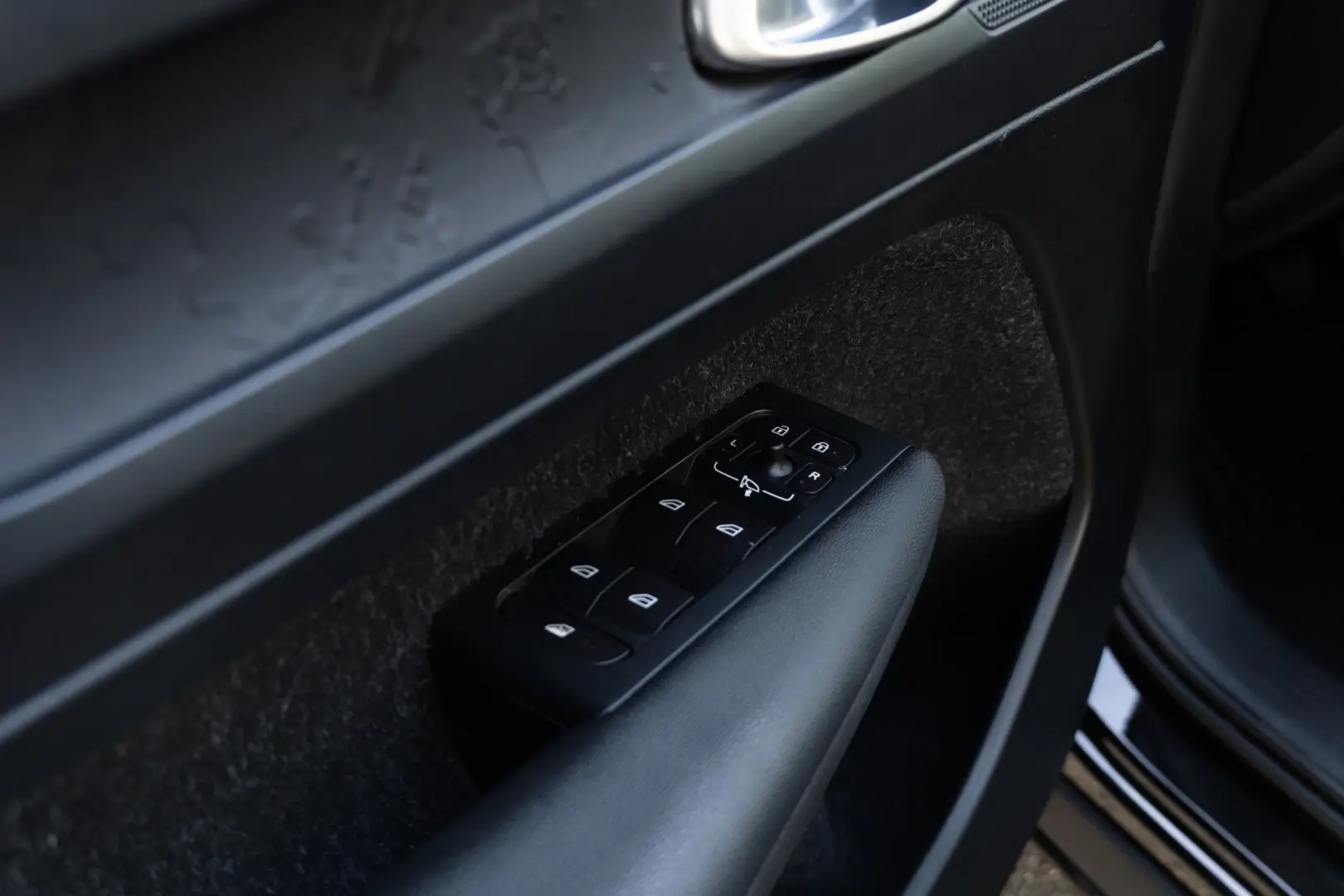 Volvo XC 40 1.5 T3 Tech Edition 46