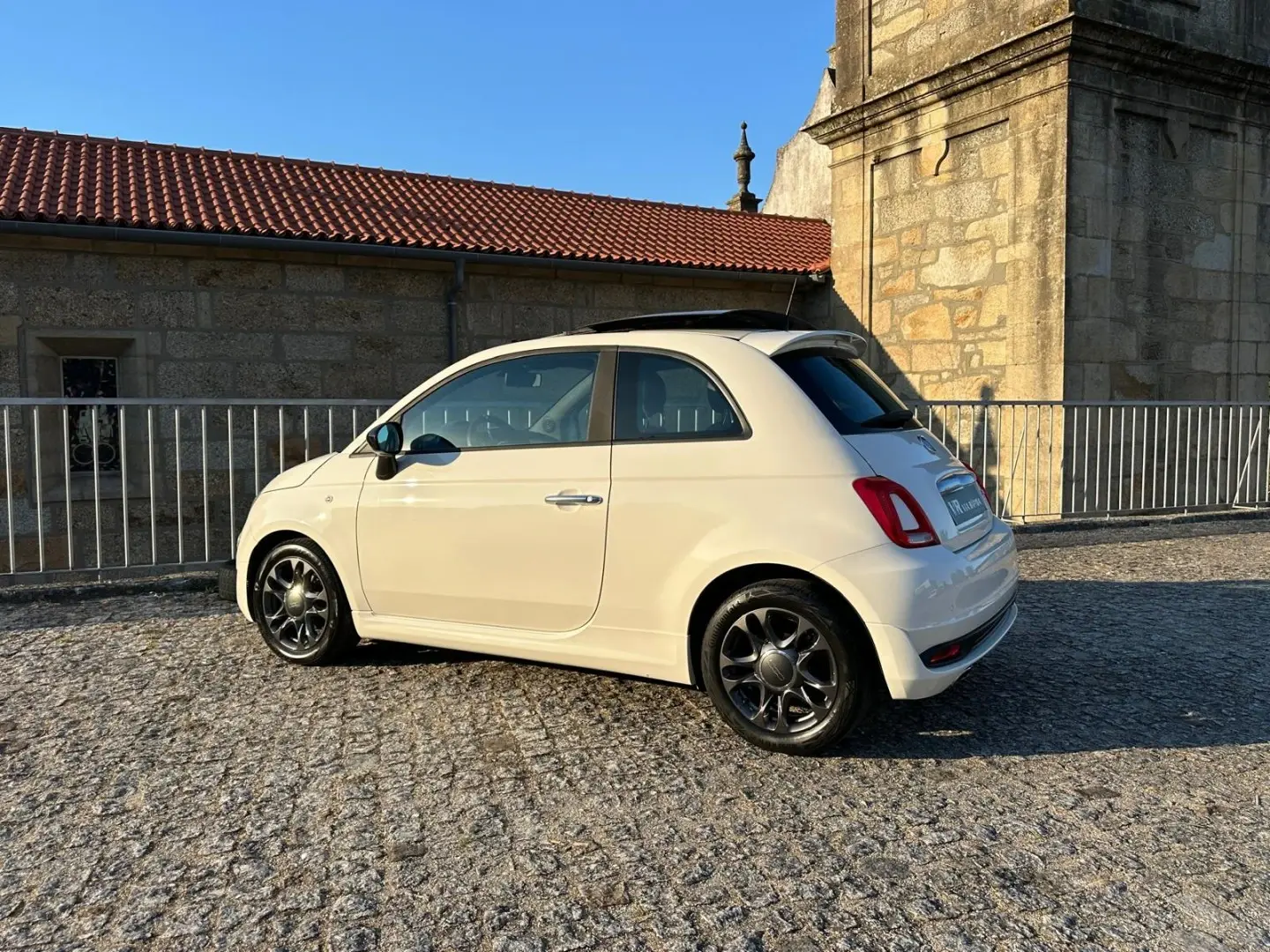 Fiat 500 1.0 Hybrid Connect 22