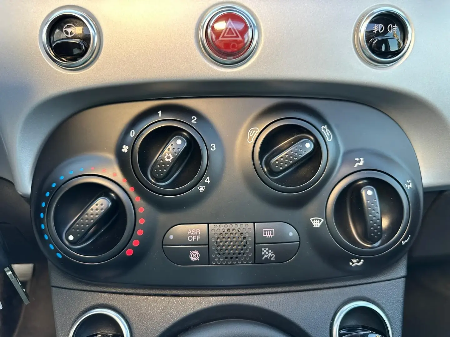 Fiat 500 1.0 Hybrid Connect 30