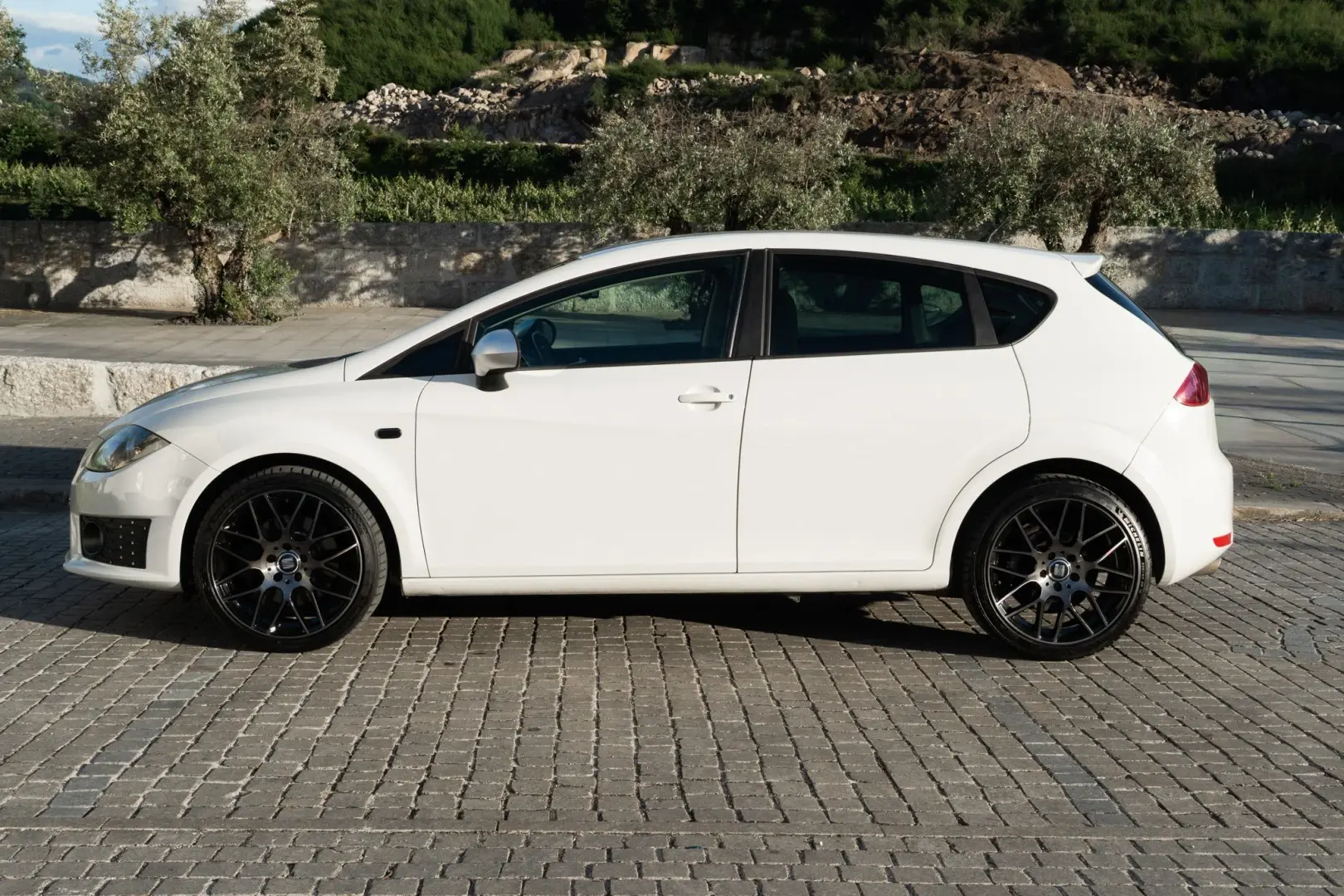 SEAT Leon 2.0 TDI FR DPF 38