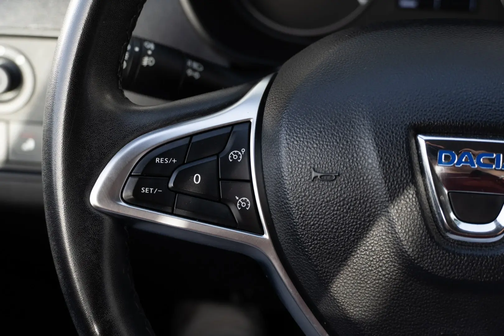 Dacia Duster 1.0 TCe Prestige 22