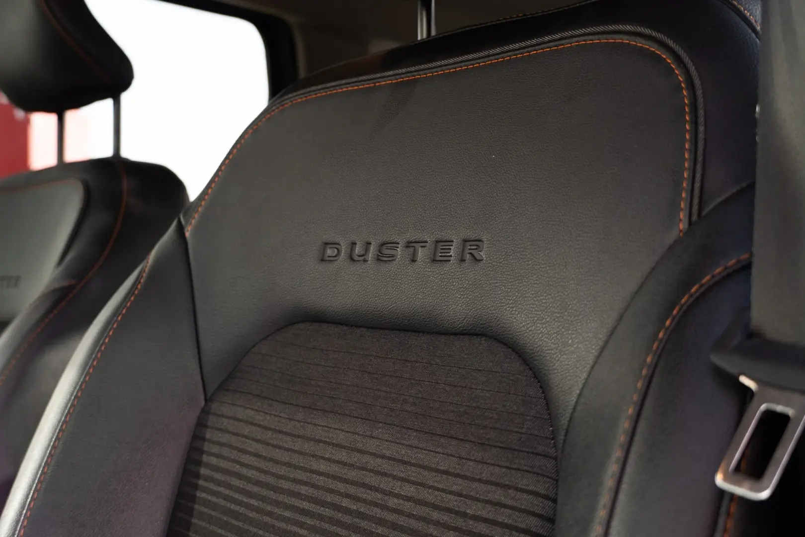 Dacia Duster 1.0 TCe Prestige 43