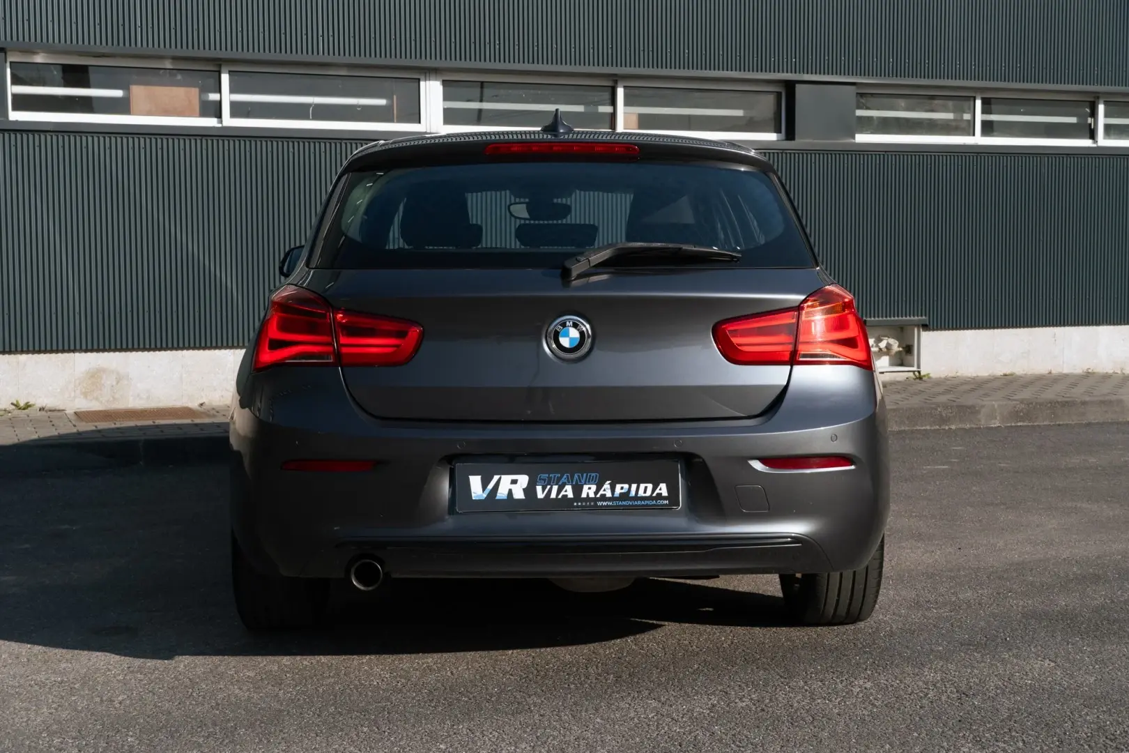 BMW 116 d Line Sport 5