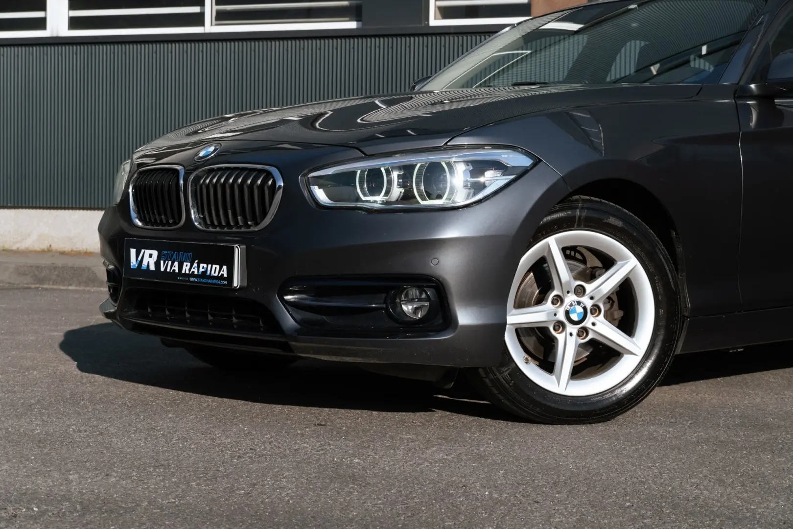 BMW 116 d Line Sport 7