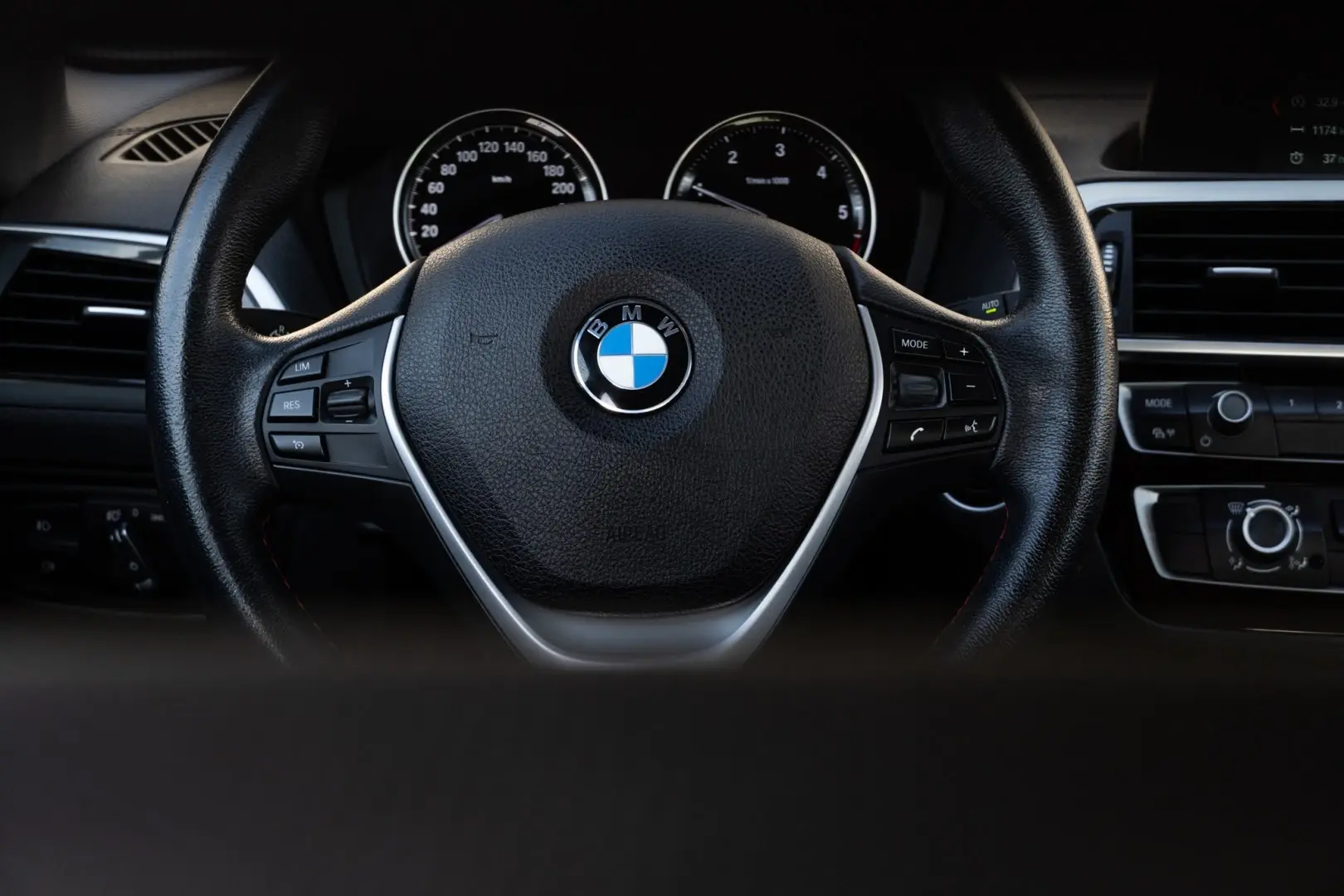 BMW 116 d Line Sport 13