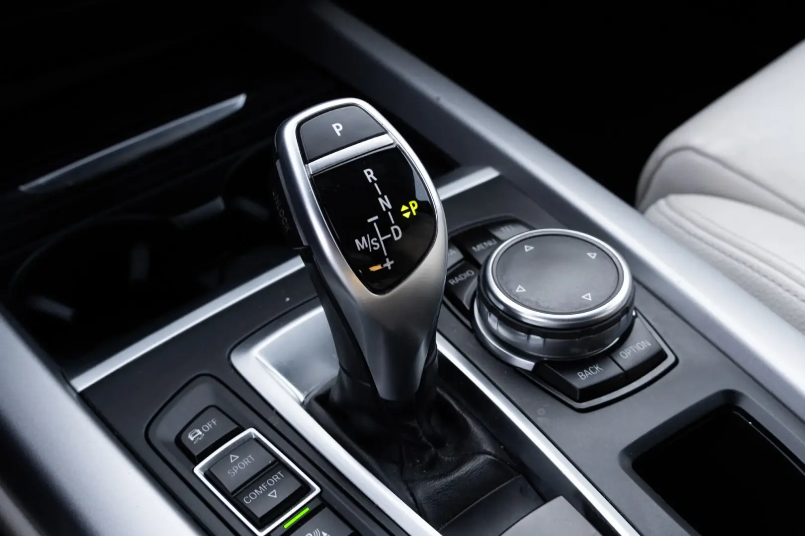 BMW X5 25 d sDrive Comfort 7L 30
