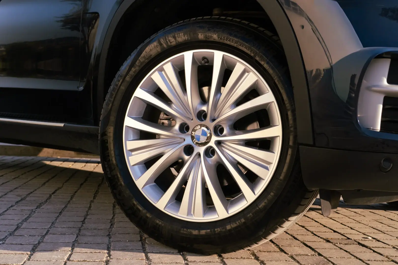 BMW X5 25 d sDrive Comfort 7L 48