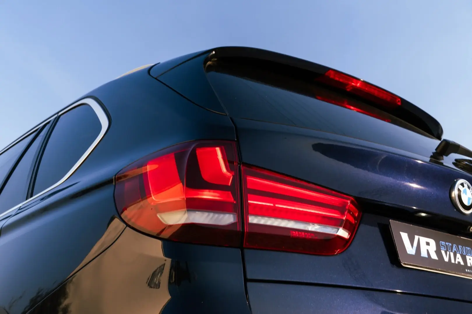 BMW X5 25 d sDrive Comfort 7L 53