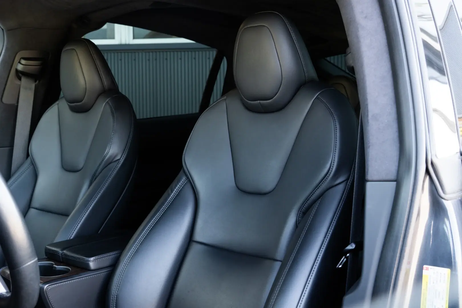 Tesla Model X 9