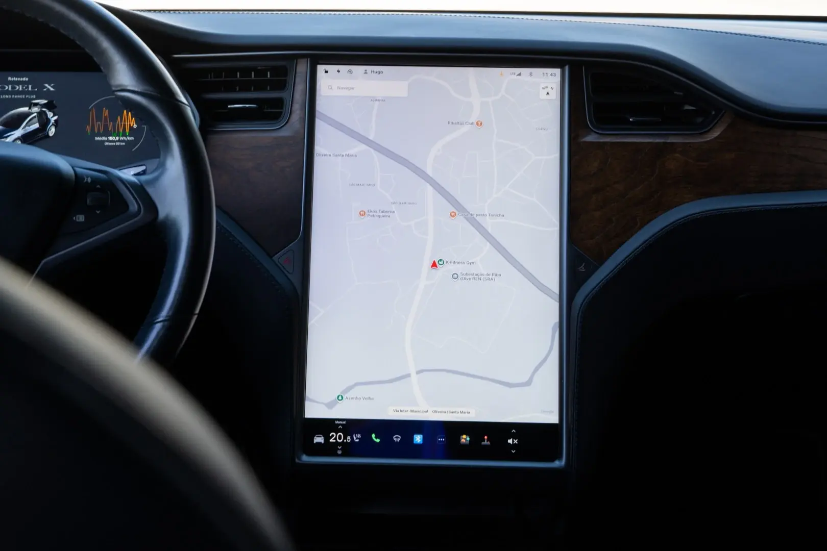Tesla Model X 12