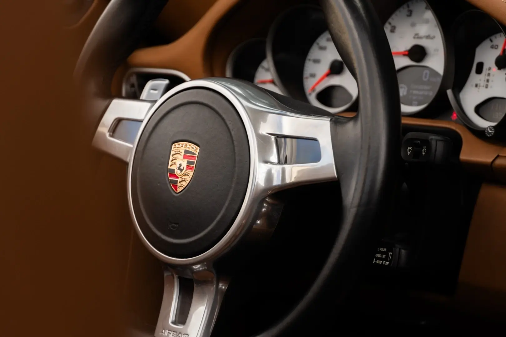 Porsche 911 (997) Turbo Cabriolet PDK 29