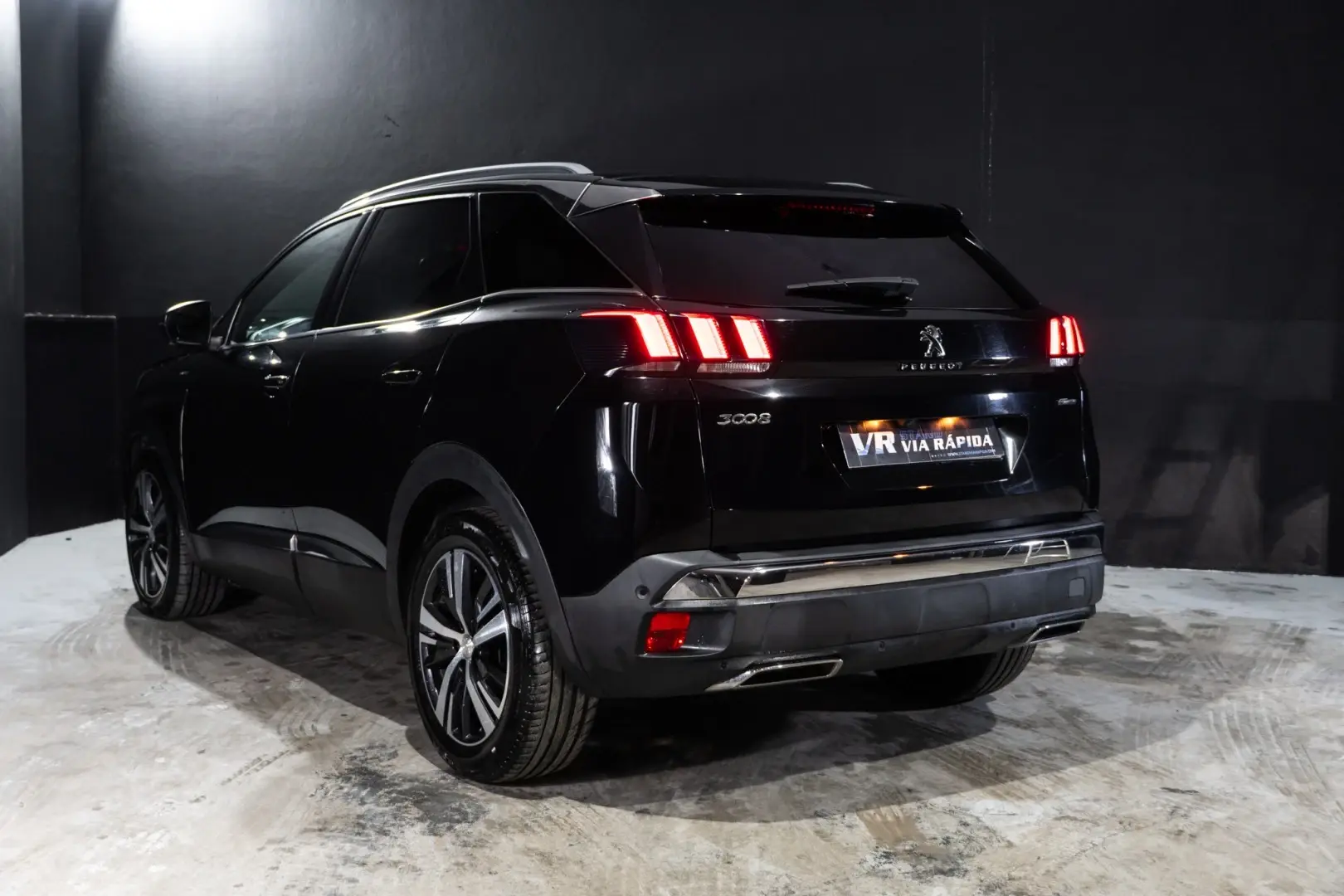 Peugeot 3008 1.5 BlueHDi GT Line EAT8 4