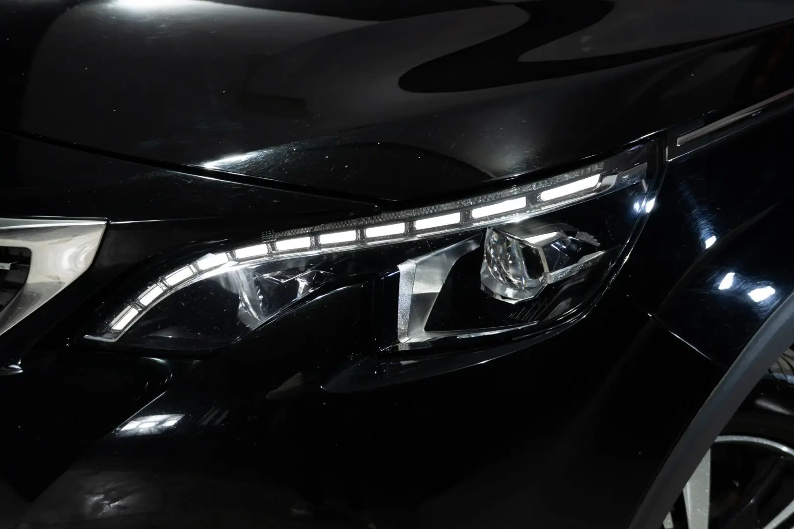 Peugeot 3008 1.5 BlueHDi GT Line EAT8 47