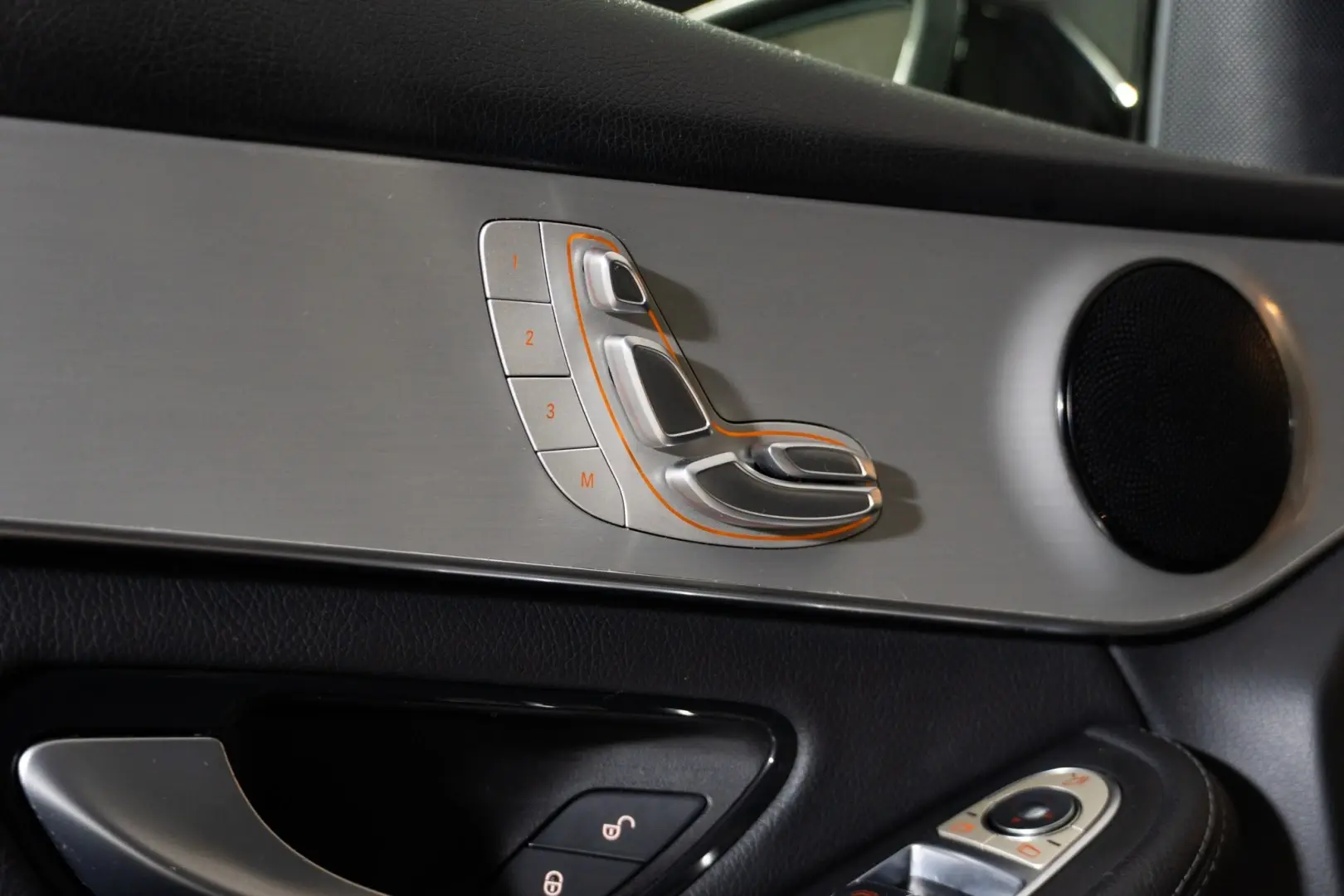 Mercedes-Benz GLC 220 d 4Matic 27