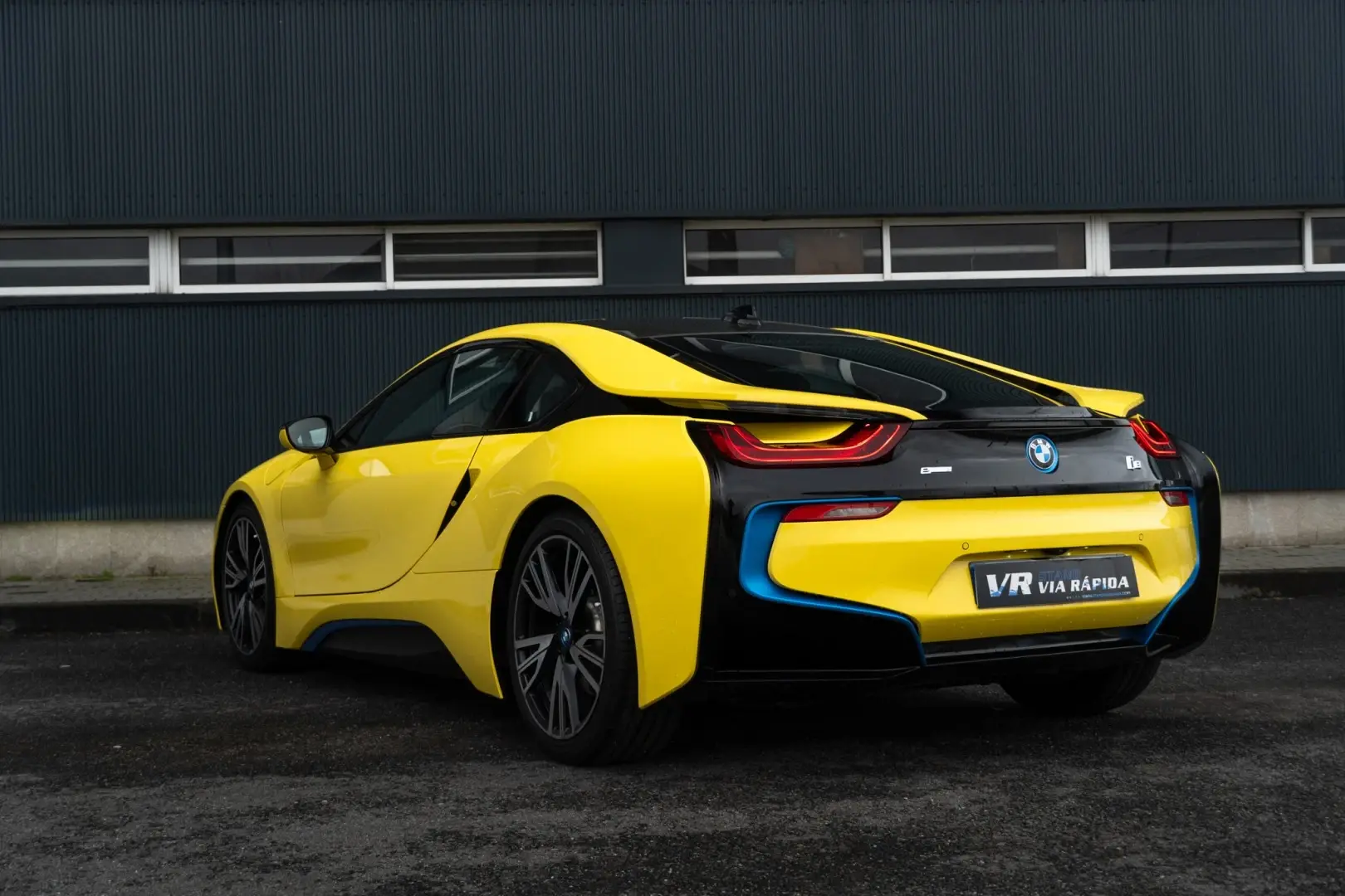 BMW i8 7