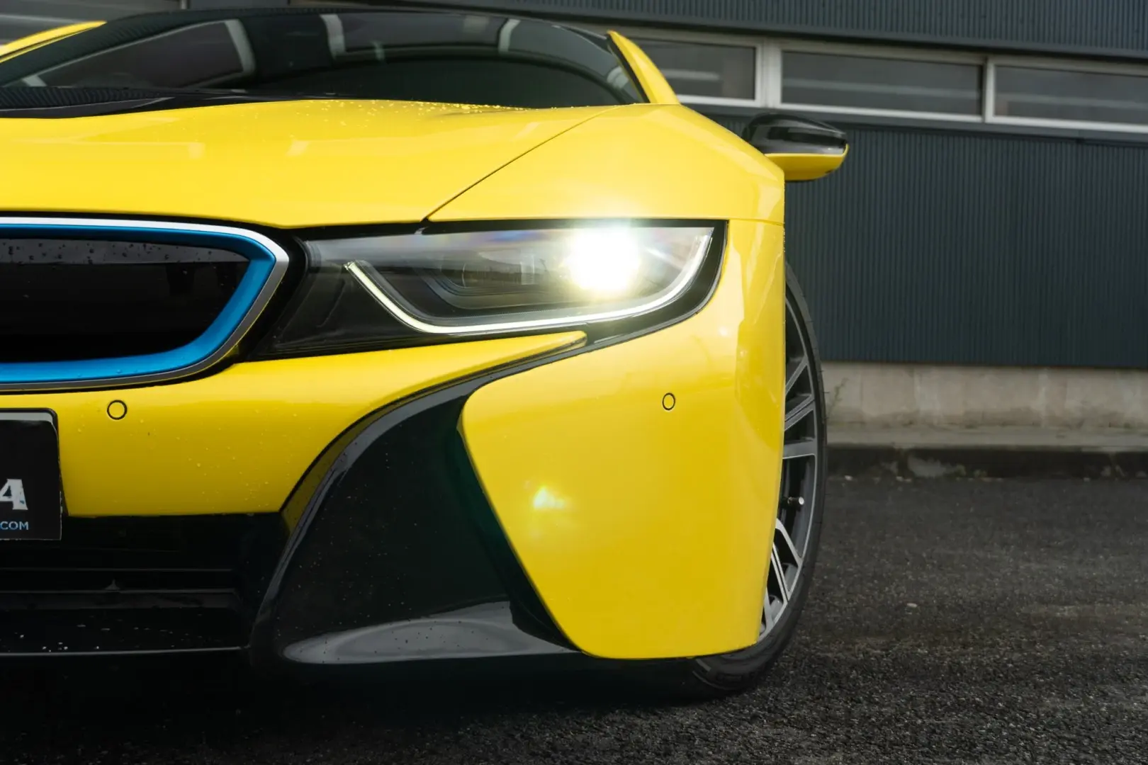 BMW i8 15