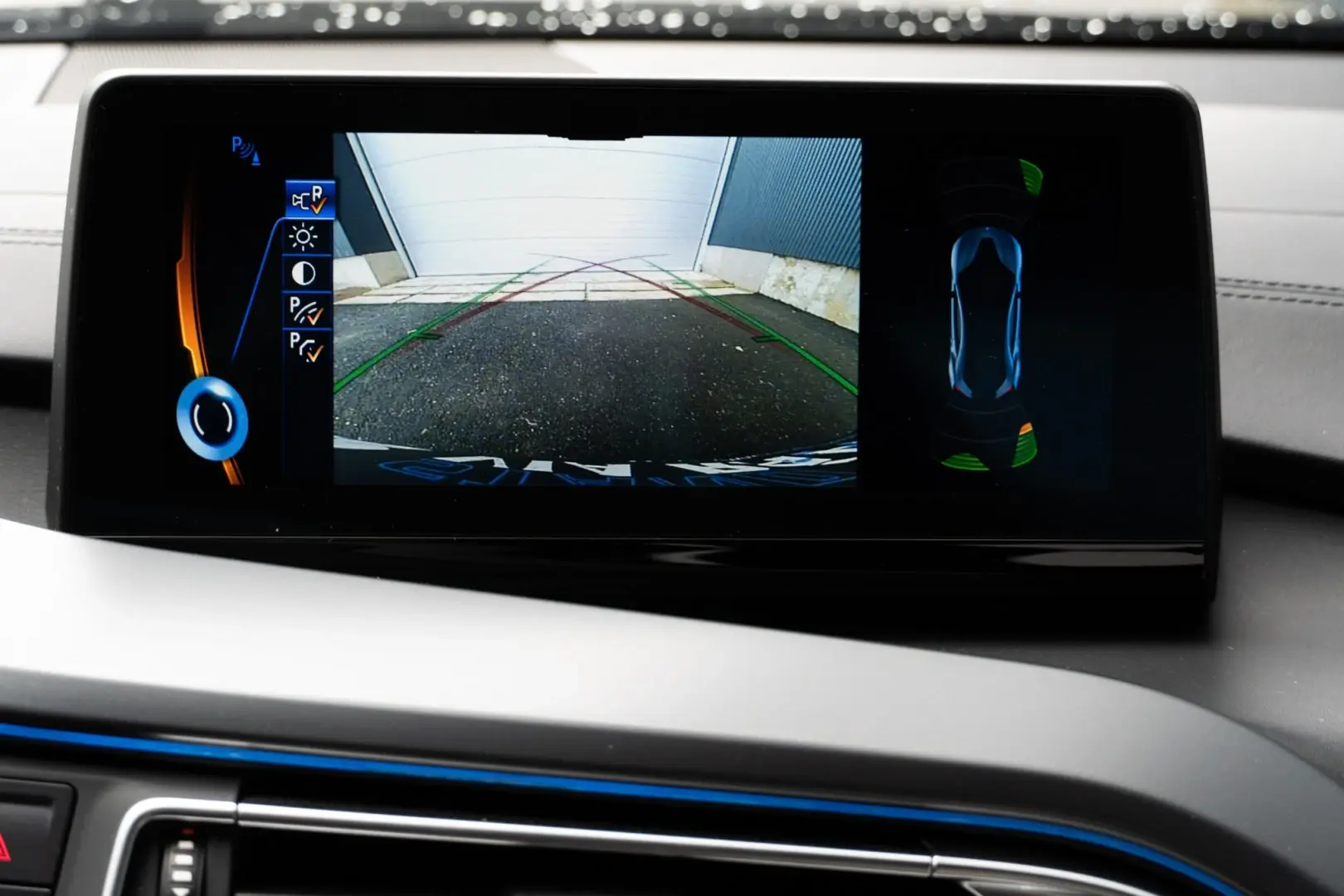 BMW i8 37