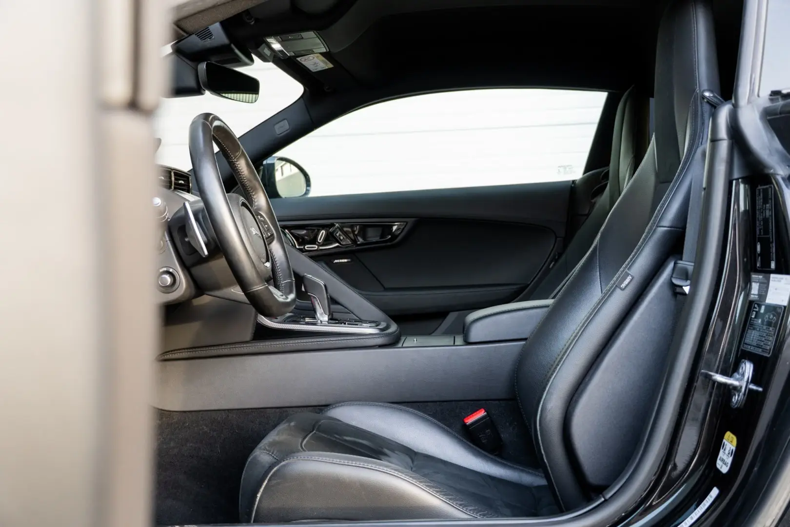 Jaguar F-Type 2.0 Aut. R-Dynamic 10