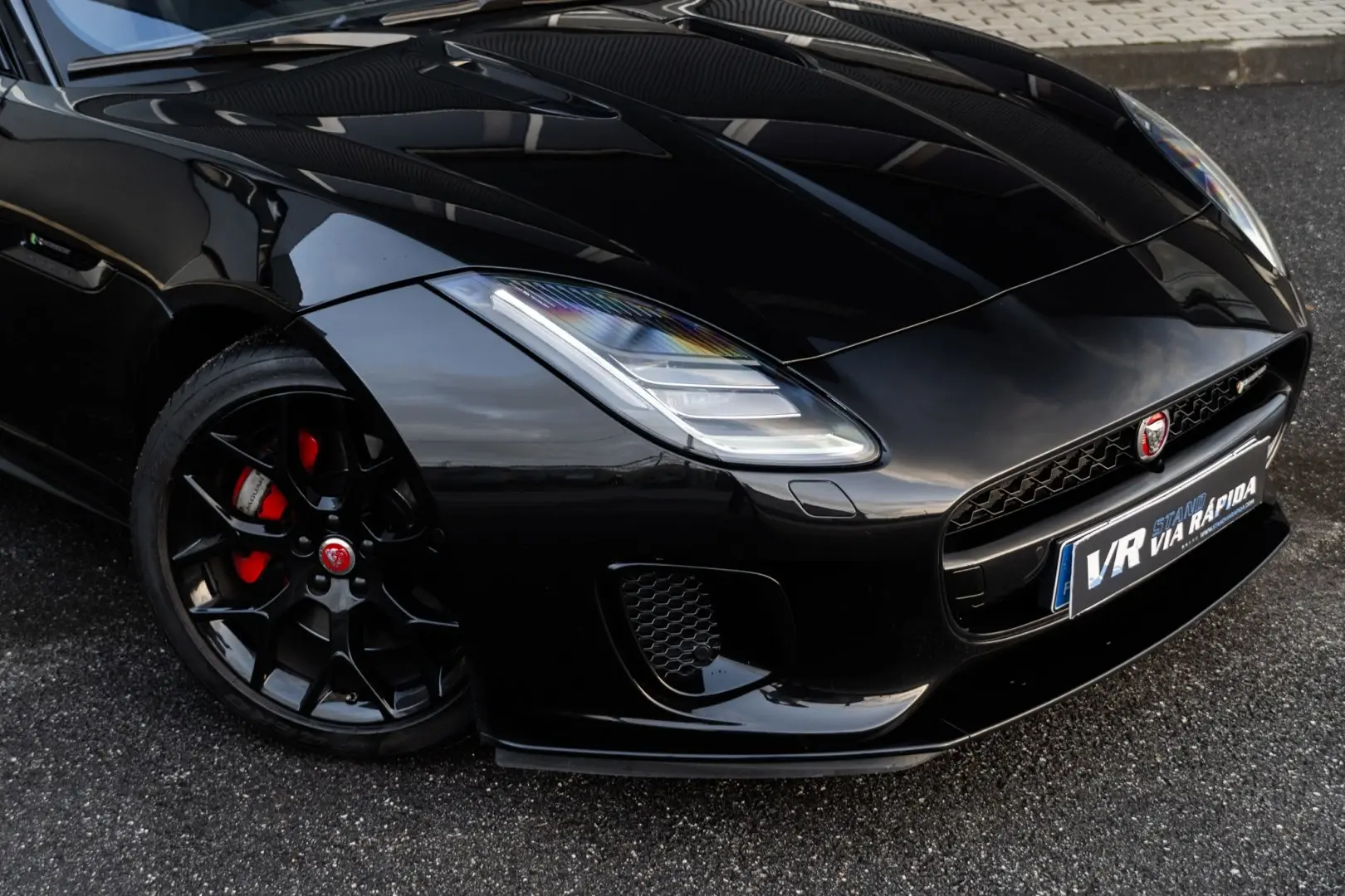Jaguar F-Type 2.0 Aut. R-Dynamic 12