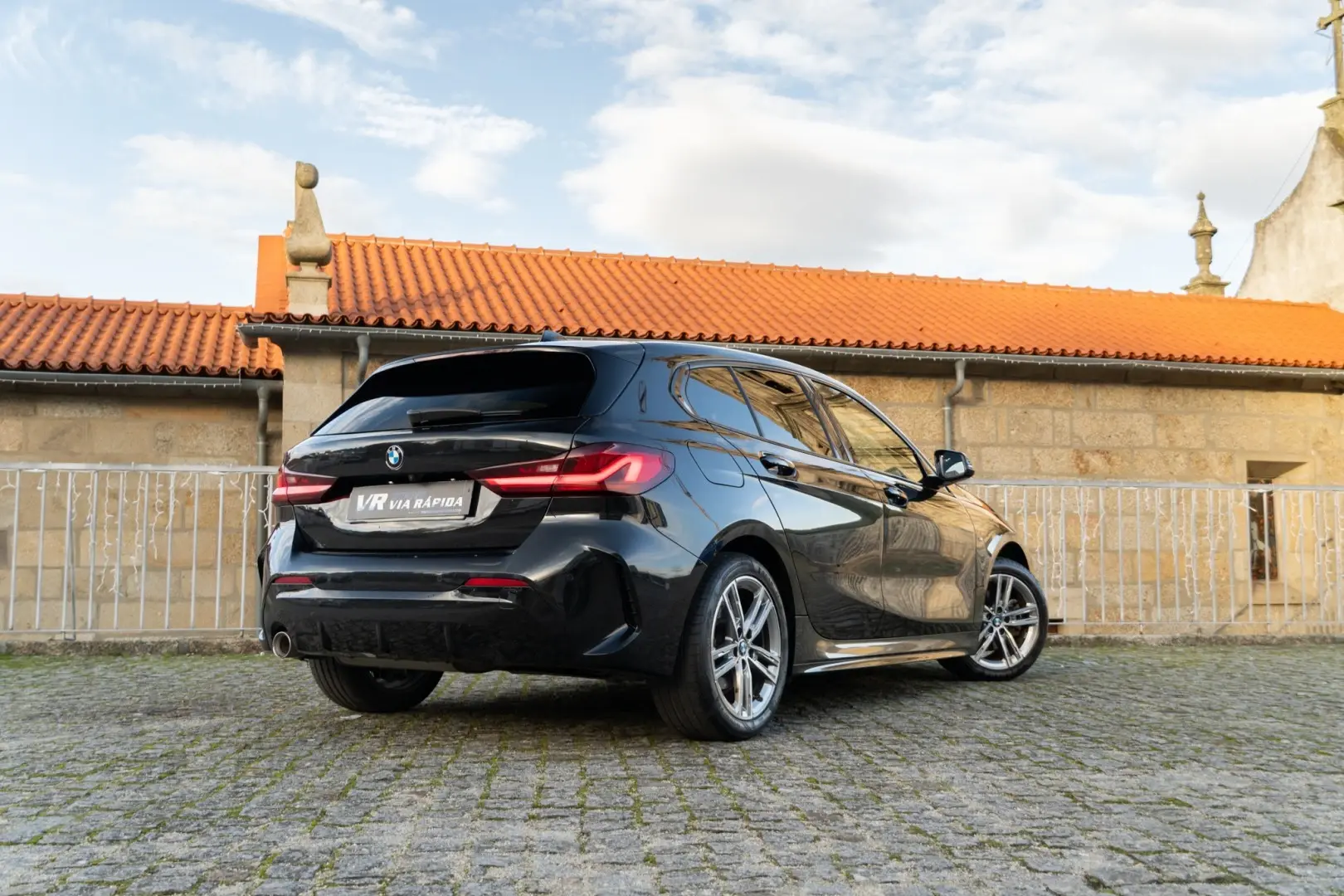 BMW 116 d Pack Desportivo M Auto 4