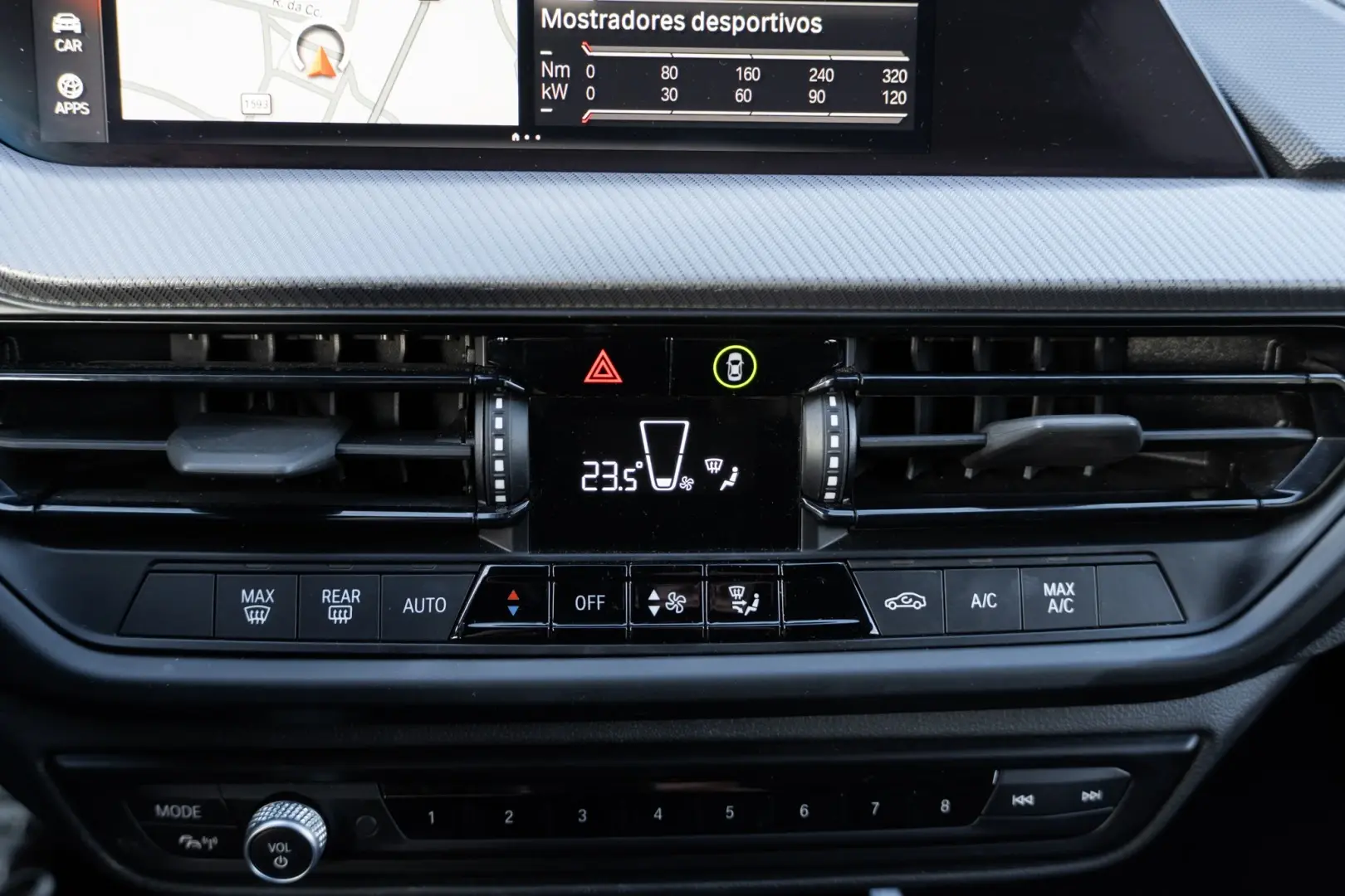 BMW 116 d Pack Desportivo M Auto 31